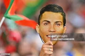 7,060 Cristiano Ronaldo Fans Stock Photos, High-Res Pictures, and Images