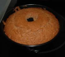 Gießen sie den teig in die vorbereitete pfanne und verwenden sie einen gummispatel, um ihn glatt zu streichen. Kuchen Ohne Backpulver Nela Forscht Naturwissenschaft Fur Kinder