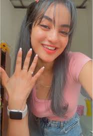 Creative Proposals: Unique Ways to Present a Ring