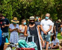 Londoners flee the city ahead of new virus rules. Izxvye Bfzxngm