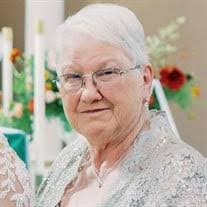 Janet Locke's Instagram, Twitter & Facebook