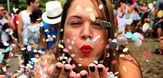 Deputada e delegada do PDT assume o cargo; suplência na Alerj pode gerar