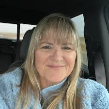 Stacey Good's Instagram, Twitter & Facebook