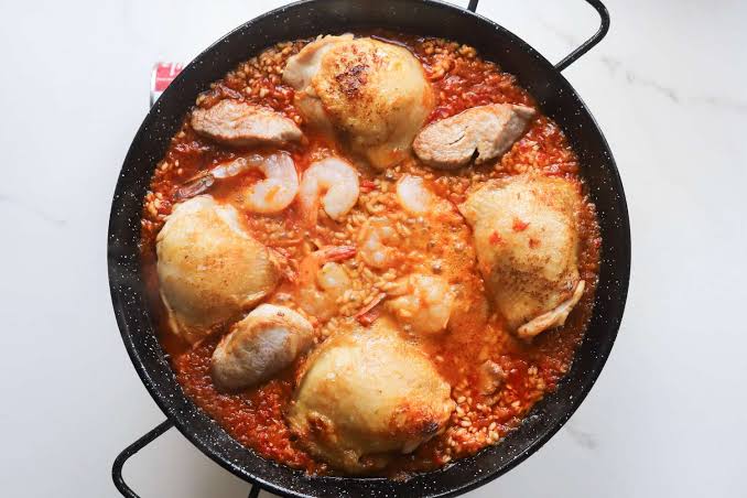 The 3 Best Paella Pans, Tested & Reviewed