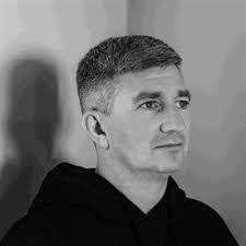 Mark Ruston's Instagram, Twitter & Facebook