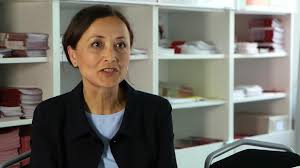 It is based on the equivalent page on debian, from which the ubuntu. Die Schulen Gehen Ein Hohes Risiko Ein Zdfmediathek