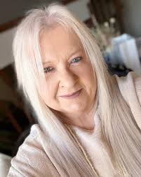 Deb Ellis (@_deb_ellis_) • Instagram photos and videos