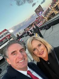 Doug Burgum (@DougBurgum)