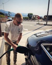Valtteri bottas enters the virtual gp grid. Valtteri Bottas Na Tviteru Pitstop This Morning On My Way From Monaco To Paulricardtrack Vb77 Mercedesamg Petronas F1 Frenchgp
