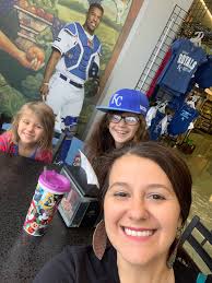 Enza Ketcham (@JustEnza)