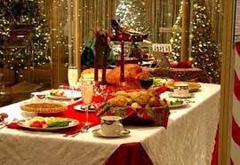 In noaptea de 24 spre 25 decembrie, multi romani lasa pe masa un colac si de asemenea, se zice ca este bine ca primul om care iti intra in casa in ziua de craciun sa fie barbat, caci aduce noroc. Meniu Pentru A Doua Zi De Craciun