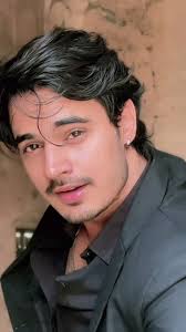 Tu tham le jo daman sambhal jayenge kadam❤️‍🔥🫴🏼…#reels #india #instagram  #trending #foryoupage💙 #viral