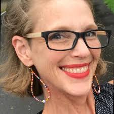 Suzanne Callahan's Instagram, Twitter & Facebook