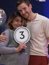 Danse Avec Les Stars: Julie Zenatti et Adrien Caby