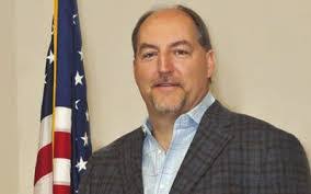 Gary Mendelson's Instagram, Twitter & Facebook