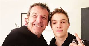 Les fans des 12 coups de midi vont être ravis : Popularite Jean Luc Reichmann En Exclusivite Sur Amomama Fr