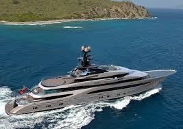 Kismet Ii Her Onboard Features Include A Winter Garden Deck Full Spa And A Swimming Pool With Retractable Outdoor Fireplace Yacht Motor Yacht Yacht Boat