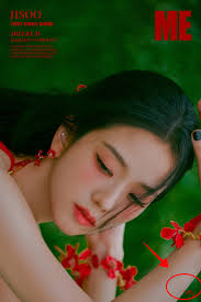 Jisoo (BLACKPINK) ra mắt solo liền mặc hở khoe vòng eo số 11