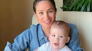 June 6, 2021 / 12:30 pm / updated june 6, 2021 at 10:25 pm prince harry and meghan markle announce birth of daughter lilibet diana was born friday at california's santa barbara cottage hospital. Pregnant Meghan Markle And Son Archie Snapped In Los Angeles Post Harry S Return To Us