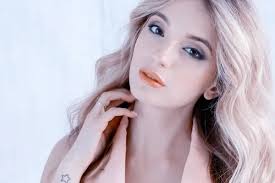 Woman caroline Stock Photos, Royalty Free Woman caroline Images