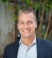 Bryan Currier's Instagram, Twitter & Facebook