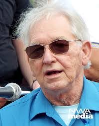 Kenneth Setser's Instagram, Twitter & Facebook