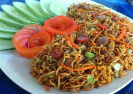 Ketika memasak sup ikan, tata semua isi bahannya dengan rapi di panci. Cara Membuat Mie Goreng Dengan Bahan Seadanya Bahan Membuat Mie Ikan Patin Resep Cara Membuat Mie Tek Resep Cara Membuat Masakan Mie Goreng Khas Pedagang Kaki Lima Hyossonjungsoo