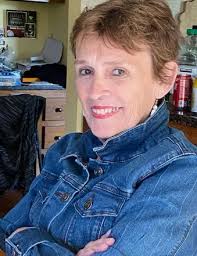 Mary Doering's Instagram, Twitter & Facebook