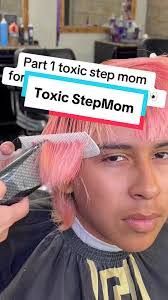 Ella Iverson's Instagram, Twitter & Facebook