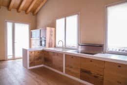 21 Cuisines Agreables Simples Et Modernes Cuisines Cuisine Moderne Cuisine Rustique Et Meuble Cuisine