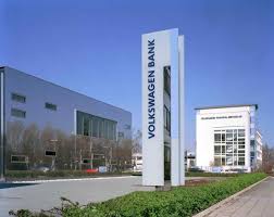 It primarily provides dealer and retail vehicle financing through branches adac finanzservice, audi bank, autoeuropa. Bei Vw Finanzdienstleistungen Fallen Bis Zu 800 Jobs Weg