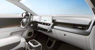 Whether it is the plugin electric or hybrid version we have the best deals for business and personal drivers. Neuer Id 4 Gegner Von Hyundai Der Ioniq 5 Lasst Den Vw Alt Aussehen Business Insider
