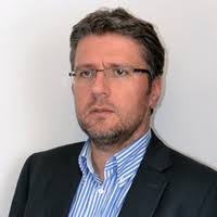 PDF) Enhancing user experience through pervasive information systems: The  case of pervasive retailing