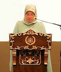 The largest and most popular celebration for the holiday occurs at istana most malaysian citizens make sure that they are near a television or radio when the agong is giving his speech. Raja Permaisuri Agong Wikipedia