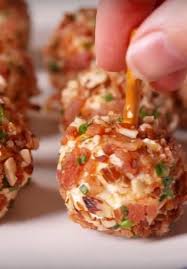 Bouchees De Fromage Bacon Et Pacanes Un Hors D Oeuvre Original Et Delicieux Fall Recipes Appetizers Appetizer Recipes Food