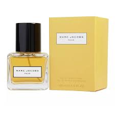 The marc jacobs daisy eau de toilette is fresh and feminine with notes of wild strawberry, velvety violet petals and finishes with a luminous blend of gardenia and jasmine. Marc Jacobs Pear Eau De Toilette 100ml
