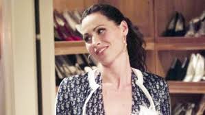 Celebrities Who Hid Their Pregnancies Onscreen - Tv Actresses Who Disguised  Their Baby Bumps