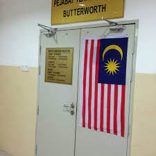 Jabatan tenaga kerja negeri perak no 2c1, 2c2, tingkat 2 blok c, bangunan persekutuan greentown, 30450 ipoh, perak darul ridzuan (muhamad fauzi bin hj abd ghani) telefon: Pejabat Tenaga Kerja Butterworth Aras 2 Zon B Wisma Persekutuan S P U Jalan Bertam