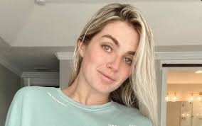 DWTS' Star Lindsay Arnold Announces Her Newborn Daughter's Name