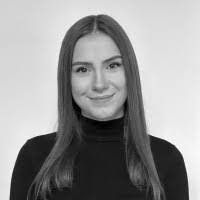 Elena Keil's Instagram, Twitter & Facebook