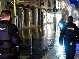 Ausgangssperre f (genitive ausgangssperre, plural ausgangssperren). Corona Main Kinzig Kreis Halt An Ausgangssperre Fest Inzidenz Unter 200 Main Kinzig Kreis