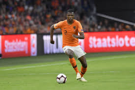 Denzel dumfries is on facebook. Psv Verdediger Dumfries Traint Tot 10 Juni Apart Wegens Deel Gazet Van Antwerpen Mobile