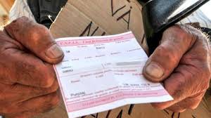 Pensia pentru limită de vârstă se stabileşte pe viaţă de la data îndeplinirii condiţiilor de pensionare, dacă cererea şi actele necesare au fost depuse în termen de 30 de zile de la această dată; Pensii MÄrite Pentru Milioane De Romani Cine Va Primi Mai MulÈi Bani Wowbiz
