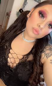 Let me see ur grey day makeup I need some ideas