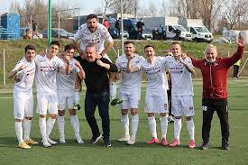 Anunțul oficial al clubului articol scris de digi sport 08.06.2021, 15:06. Mihai Iosif Plin De EmoÅ£ii DupÄƒ Calificarea In Play Off Azi ToÅ£i Rapidistii Trebuie SÄƒ SÄƒrbÄƒtoreascÄƒ