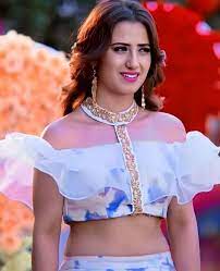 صور اليشا اروهي in 2021 girl model india beauty women beautiful girl photo