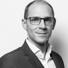 Mitarbeitende von Schwyzer Kantonalbank