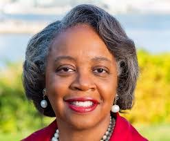 Rachel Kaufman's Instagram, Twitter & Facebook