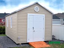 En 2004, cabanons fontaine a aménagé dans ses nouveaux locaux comportant une usine à la fine. La Titan Ii Garage Et Cabanon Concept