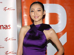 Her fear deepens after her colleague. Jojo Talks 29 Februari News Features Cinema Online